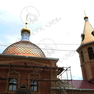 Купола и кресты на Храм великомученика Георгия Победоносца п.г.т. Киря.